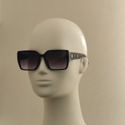 Солнцезащитные очки 9124 NN, черная оправа, серая линза Солнцезащитные очки 9124 NN, черная оправа, серая линза