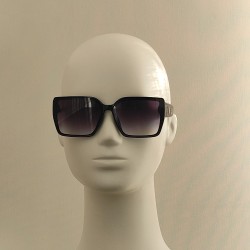 Солнцезащитные очки 9124 NN, черная оправа, серая линза Солнцезащитные очки 9124 NN, черная оправа, серая линза